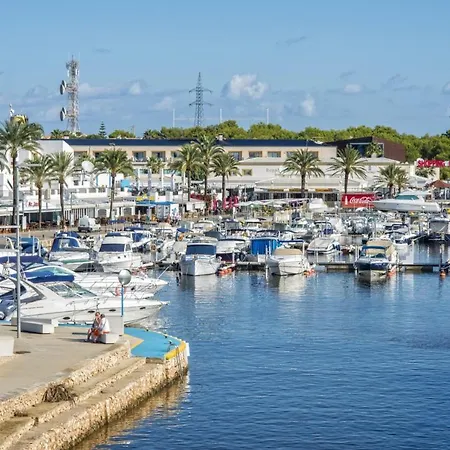 ヴィラ S'olivera By